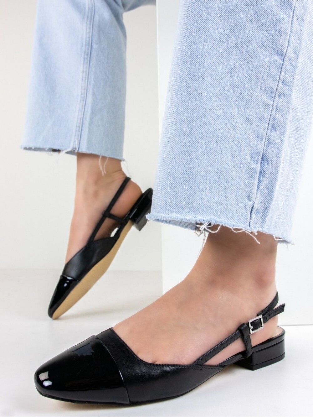 Steve Madden Belinda Black Slingback Pointed-Toe Flats